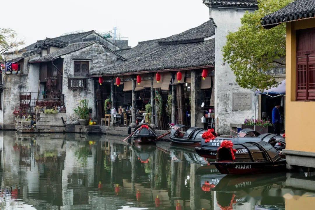 汽车弯道漂移
